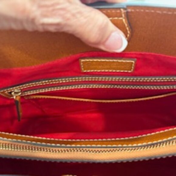 DOONEY & BOURKE LARGE BAG IN LUCIOUS CARAMEL COLOR - Picture 10 of 11